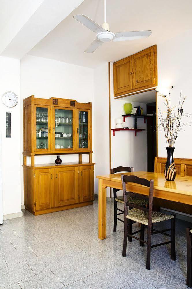 Manzoni Apartment Le Castella  Exterior photo